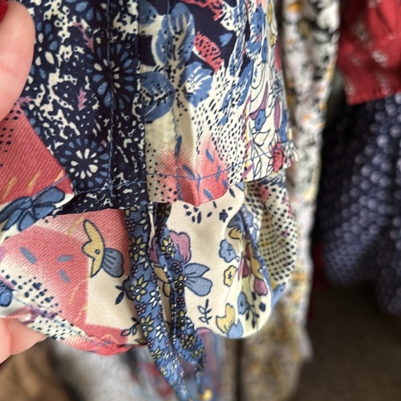 Dress NAOO size small nwt 
Boho floral lightweight dress or coverup - Picture 7 of 8